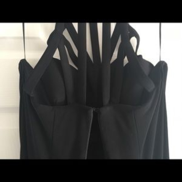 Cache’ Black Caged Evening Gown with Train - Picture 6 of 8